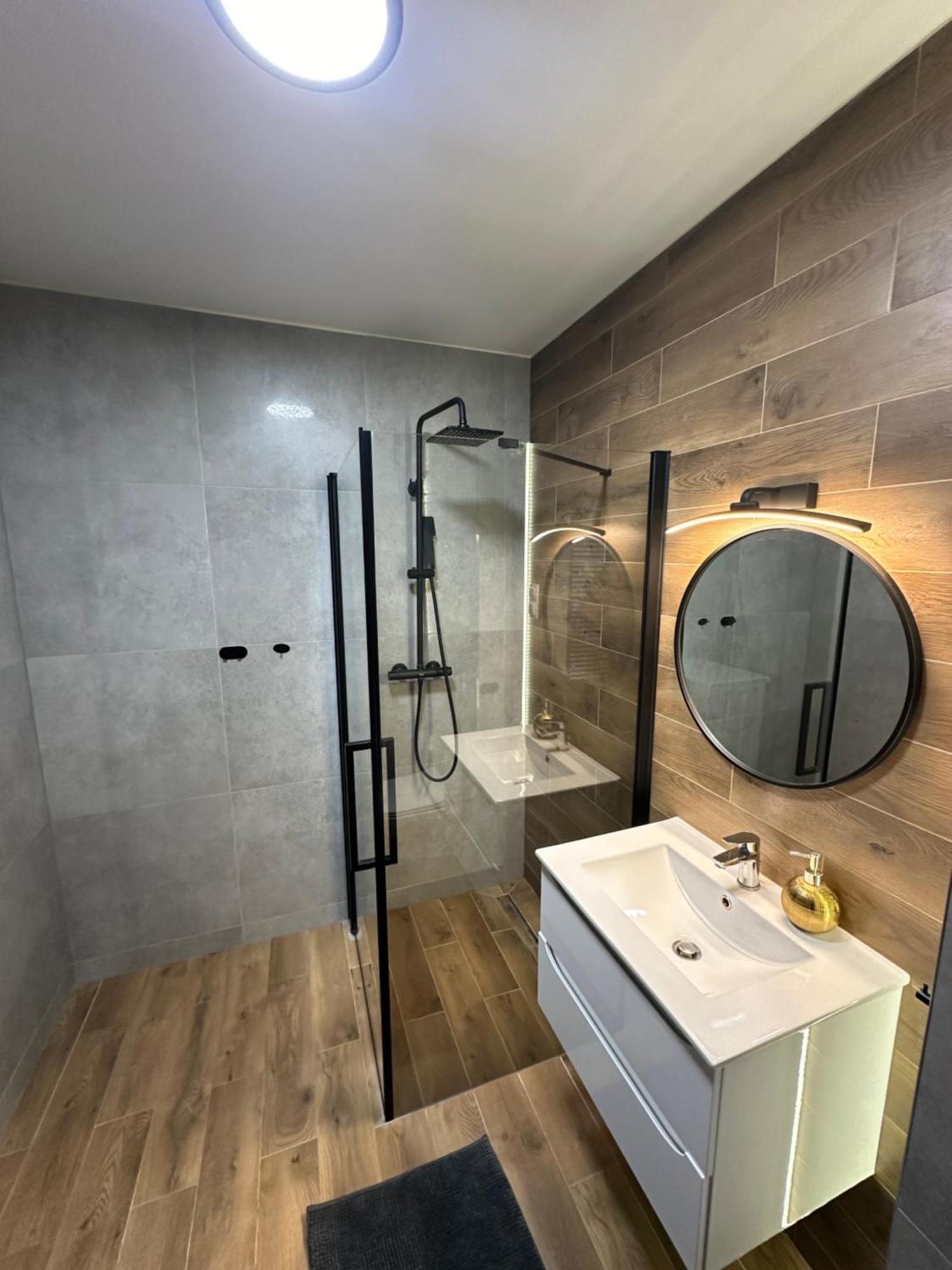 Apartament Osiedle Legionow 2 Kielce Ngoại thất bức ảnh